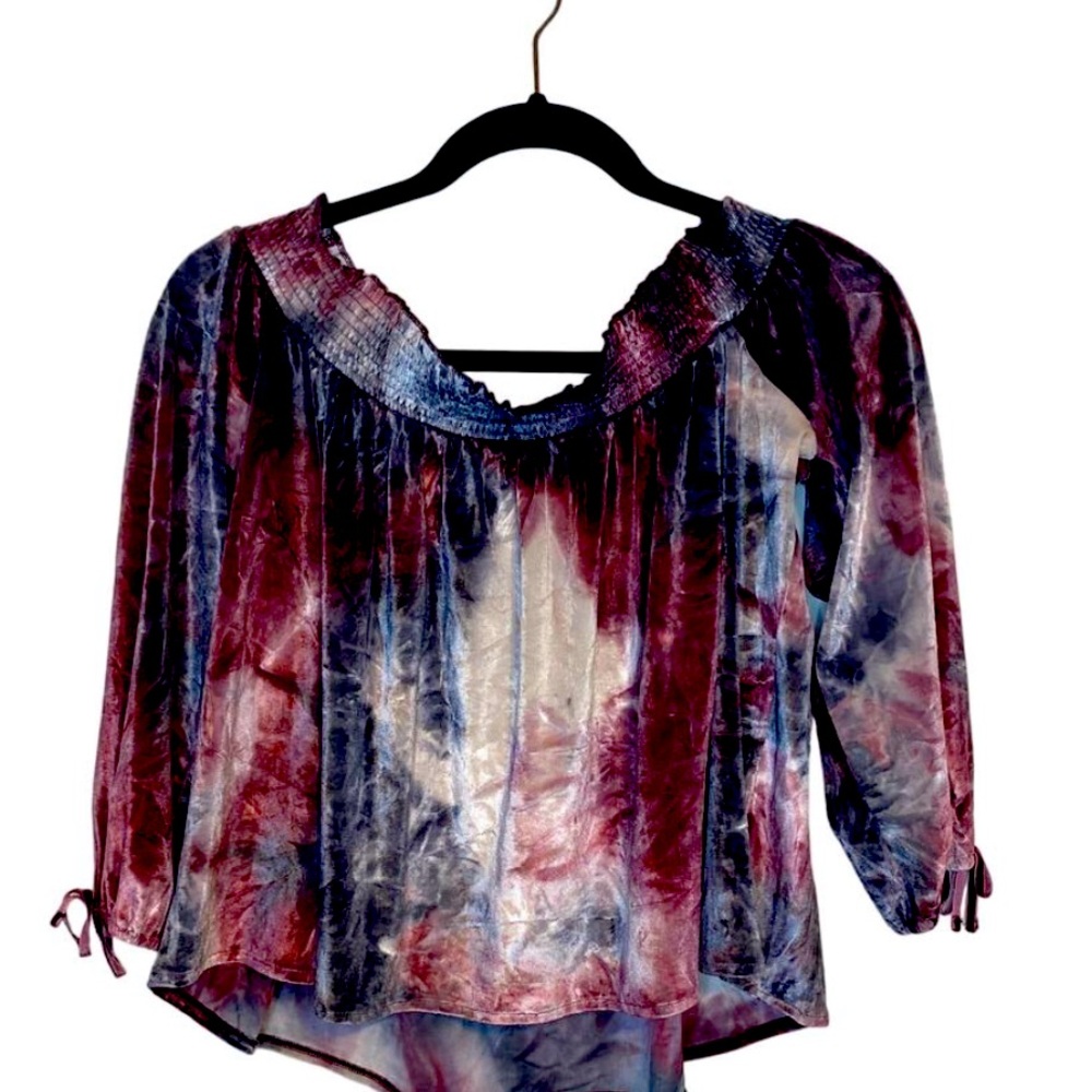 American Eagle Outfitters Over the Shoulder Velvet Crop Top Women's Size Small